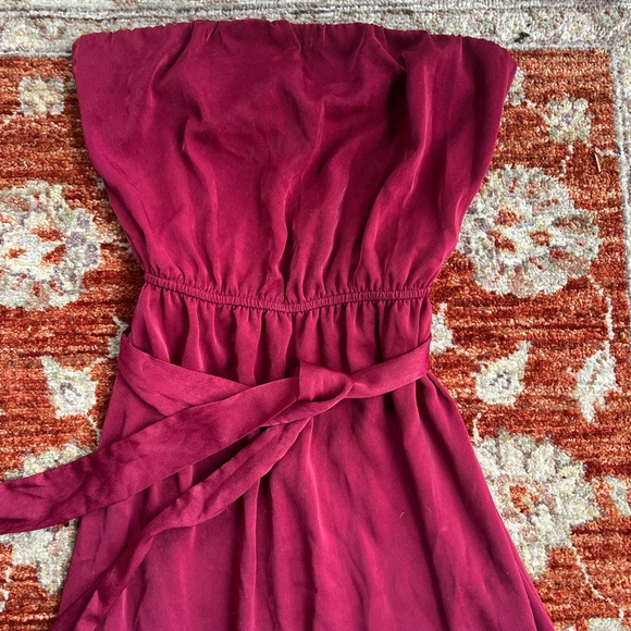 silence+noise Strapless Red Satin Dress (Urban
Outfitters) - Picture 6 of 9